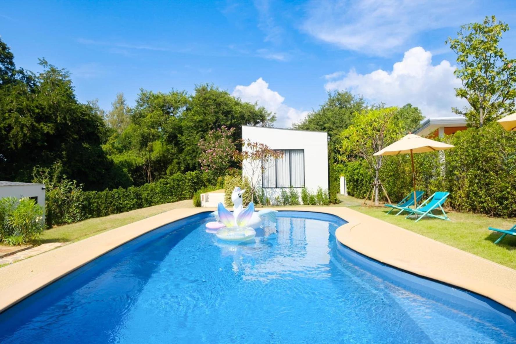 Rakmak Kan Resort & Cafe Kanchanaburi Quarto foto